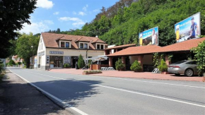 Bunkr Karlštejn, Karlstejn